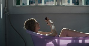 Expats Poster Sets Release Date for Amazon's Nicole Kidman Miniseries