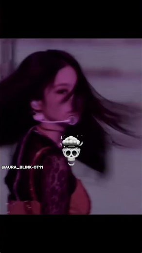 The iconic hair flip by black pink 😈 #blackpink #edits #blink | credits: @TANNIE_KIM__004 |