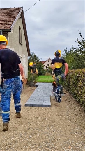 We Rebuilt This Collapsed Carport and Restored the Entire Driveway