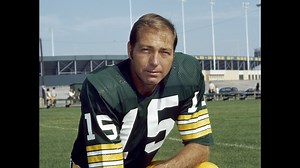 Legendary Green Bay Packers quarterback Bart Starr dies at 85