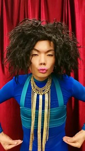 你来看西姐了，进都进来了，那就不用客气了，快一键三连吧！_哔哩哔哩_bilibili