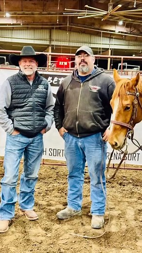 Sporting his “LUCKY” DD Puffer Vest DON FREDERICK wins the first 2 classes at the Mo Betta Productions show in New Iberia, LA. He made the trek from Texas to join our Louisiana friends and won his first 2 classes ever. | Dennis Davis