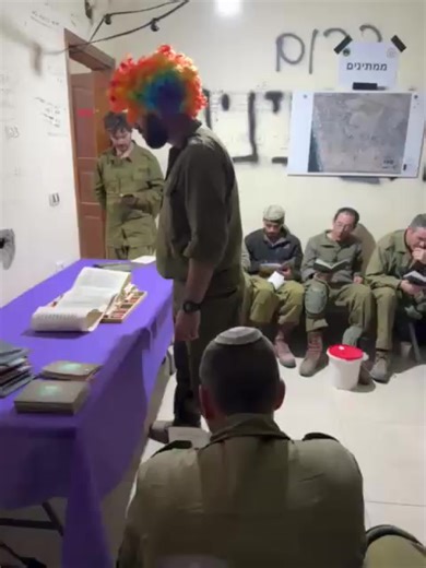 IDF soldiers read the Megillat Esther in Gaza | Uri Gobey