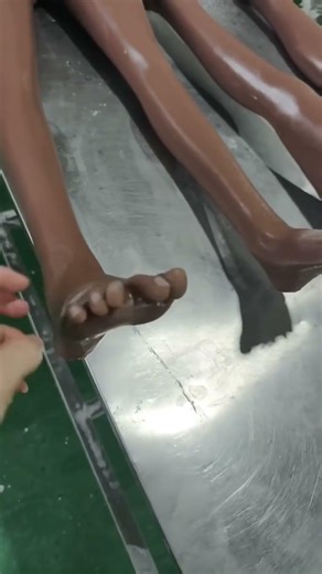 TPE Doll Foot & Leg Showcase | Ultra Realistic Detail (Silicone Doll)