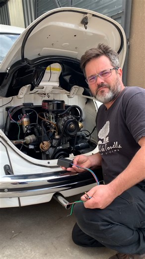 Instalação do Módulo de Ignição para Sensor Aranha! Disponível em nosso site: https://www.lojaquintaldotonella.com.br/ WhatsApp (11) 94537-9441 #tonella #quintaldotonella #fusca #carrosantigos #kombi #platinado #motor #mecanico #mecanica | Quintal do Tonella