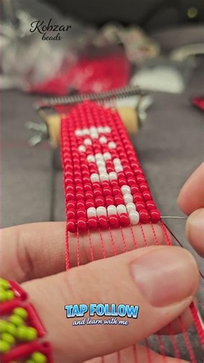 Beadwork for Beginners: This One Loom Row Looks So Satisfying!