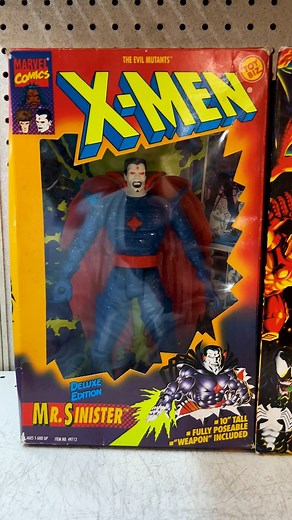 Massive Marvel Comic Book legends! These giant-sized comic figures are larger than life and full of old-school comic charm. These straight out of the comics and super-sized for collectors! These giant Marvel figures are pure nostalgia. | Nerdmazing - Toy & Action Figure Reviews | Facebook