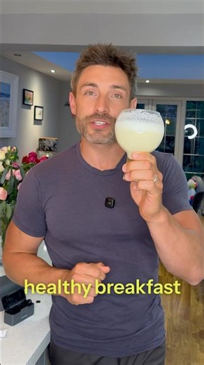 Here is how to make a fast, healthy, high protein breakfast shake.