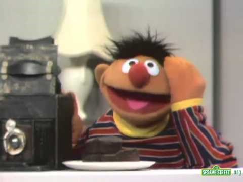 Classic Sesame Street Ernie Counts 7 Cupcakes