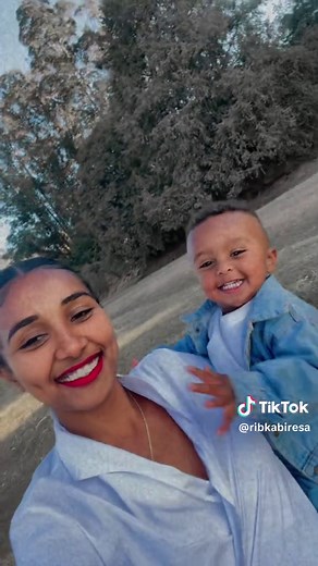 Farfanna Afaan Oromo: Nuuf Guddadha Adaadolikoo