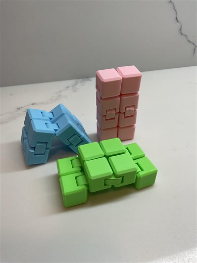 Pastel Infinity Cube • 3D Printed Desk Accessory • Stress Relief Folding Cube - Etsy