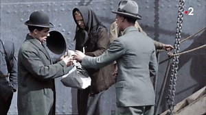 67K views · 905 reactions | Italiens, Espagnols, Polonais... : après la Grande Guerre, la France fait appel à la main d'oeuvre étrangère pour relancer l'industrie française. La France de l'entre-deux-guerres. En replay sur france•tv. | France tv | Facebook