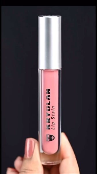 Lips that are always noticed! 👄 ✨ LIP STAIN is a creamy long-wearing lipstick with a matte texture and rich colour. It’s the ideal lip product to make a statement on any given day! 🤩 #kryolan #kryolanmakeup #lips | Kryolan Professional Make-Up Australia