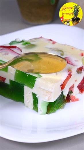 20K views · 109 reactions | My neighbor taught me that if you put strawberry gelatine and lemon cubes. | Recipes Channel | Facebook