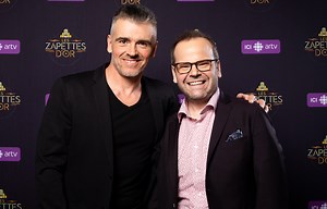 Michel Charette partage une magnifique photo avec les gars de District 31 lors d'un important événement - Hollywoodpq.com