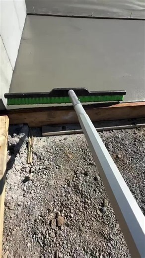 motivation usa❤️✴️👍 (@motivation.usa28)’s video of phone on the ceiling