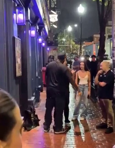 Bouncer chokes out college student in Baltimore