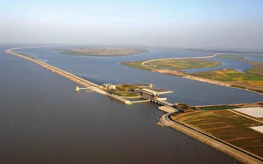 Delft3d 小案例 - 变宽河道地貌模拟