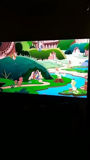 Applejack sneeze on the first day