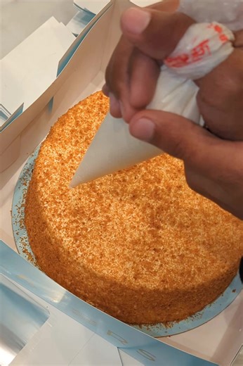 Personalized Birthday Cakes with Custom Messages