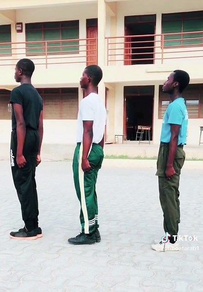 Proper Saluting Techniques and Etiquette Explained