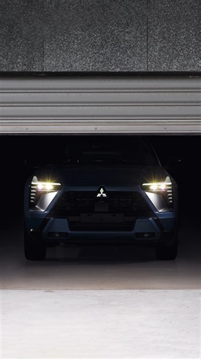 【 啟動 x Force 讓上車也充滿儀式感】 一個人，精緻。 一家人，舒適！ XFORCE雙螢幕科技座艙 生活儀式感，上車即拉滿🆙 二排椅多元變化使用，有多寬敞？坐了就知道！👍🏻 #XFORCE #MITSUBISHIMOTORS #中華三菱 #上車囉 | Mitsubishi Motors Taiwan