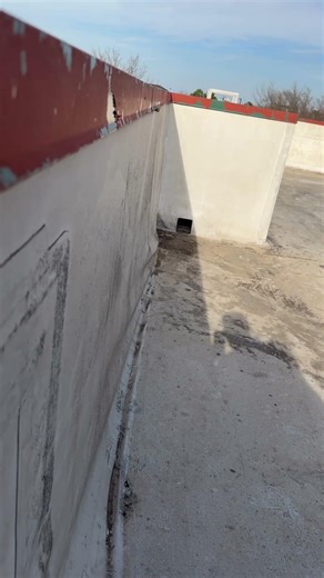 TPO should NEVER hang loose like this.