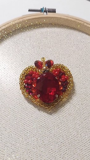 Elyon on Instagram: "I really missed crafting and wanted to do something easy so I started my Neo Queen Serenity tiara today  This is how far I got in one day - with an afternoon nap included 擄 #cosplay #sailormoon #sailorsenshi #serenity #princessserenity #moonprincess #usagi #usagitsukino #tsukinousagi #usagicosplay #serenitycosplay #sailormooncosplay #wedding #weddinggown #cosplay #cosplaygirl #hungariangirl #beading #crystals #pearl #embroidery #glitter #sparkle #cosplayvideo"