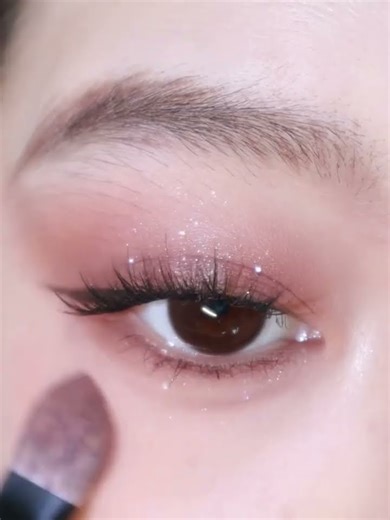 Pink eye makeup tutorial #eyemakeuptutorial #eyemakeup #asianmakeup