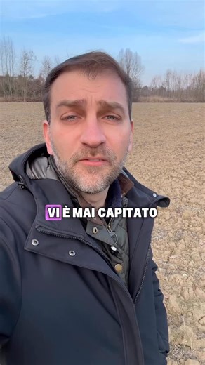 Andrea Passador - Prolisso on Instagram: "Vi è mai capitato che un amico o un collega vi tradisse per convenienza prendendo una posizione opposta alla vostra dopo avervi sostenuto? Capitava anche nel ‘500, ma in modo molto più divertente. I soldati di ventura erano soliti indossare un lungo cappotto, del colore della fazione del re o del signorotto che li aveva ingaggiati. E qui arriva il genio: questi mercenari, che combattevano un po’ per chi pagava meglio, spesso avevano un cappotto double-fa