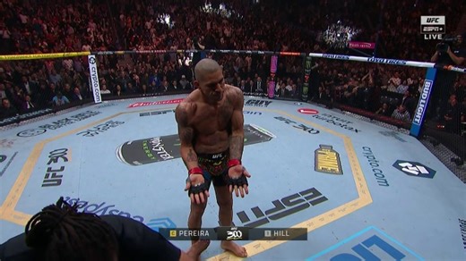 Watch the full fight between Alex Pereira and Jamahal Hill from UFC 300 last year 🔥 Stream #UFC320 on Oct. 4 with ESPN 🍿 | ESPN