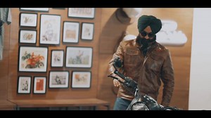Capturing the hearts of riders across North India, the #JawaPerak continues to win admirers for its distinct styling, performance, easy handling and powerful braking. Catch the experiences of how the #Perak had the @rollinggoldmc of Patiala surprised and won over. Head over to http://bit.ly/2tYsi75 to make the #2WheelsandtheDark your own. #jawamotorcycles #jawalife #bookingsopen #testride #booknow #justjawa #bobber #perakbobber | Jawa Motorcycles