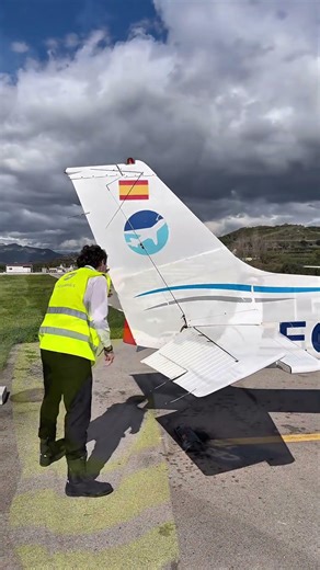 What Happens During a Preflight Inspection? ✈️