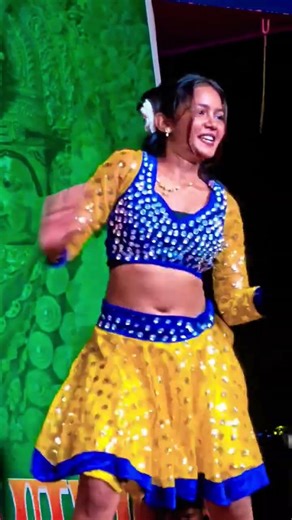 #aadalumpaadalum #dance #profesionaldancer #shorts #youtubeshorts #love #danceartistry #dancer #dj