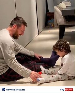 Throwback to Lionel Messi and Ciro Messi practicing their bottle flip skills, to help you get through the week! ☺️ | Sky Sports