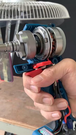 2.7M views · 10K reactions | I'm not yet at the level to provide video editing tutorials, but I'm happy to share some thoughts on how I approach shooting and editing videos. #powertools #tools #drill #impactdriver #impactwrench | DIY MAN | Facebook