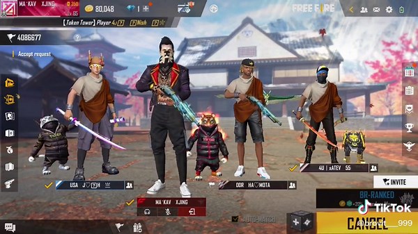 Multiplayer Game Interface: Character Customization Highlights