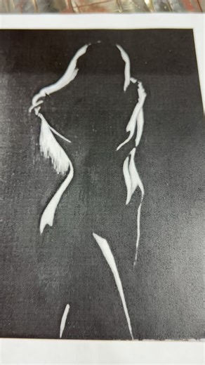 🔥 The transformation process of metal. Darkened by acid, revealing the silhouette. With every spark, with every movement — the soul of the artwork begins to appear. This is only the beginning of the story, where cold metal turns into living energy. ⚡️ #ukrainianartist💙💛 #art #artist #artman #metalart #ukrainian_chicago #worldmetalart #usa #ukraine #ukrainian #ignis #volodymyrdeka | Volodymyr Deka