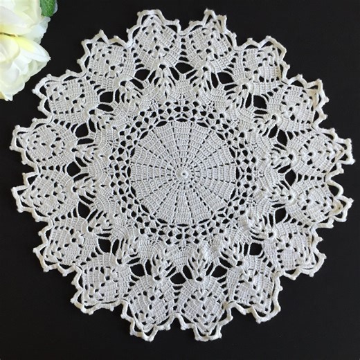 Large Vintage Crochet Lace Table Centrepiece Doily - Etsy
