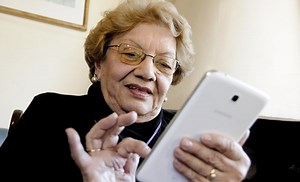 Abuela uruguaya se convirtió en un meme viral sin quererlo y su nieta cuenta la historia diez años después