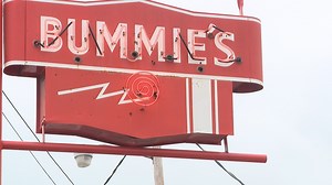 'We're back': Bummie's opens new location after 2022 fire destroys old restaurant