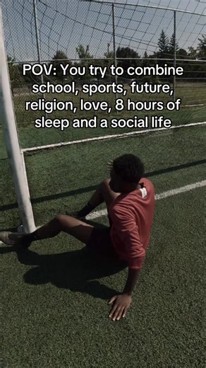 Wendy Laguerre on Instagram: "It’s difficult #football #soccer"