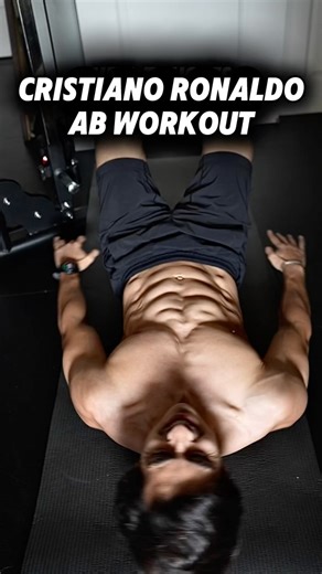 @bernardorebeil | Cristiano Ronaldo Ab Workout💀my workout plans in my bio🤝 #bernardorebeil #ronaldo #cristianoronaldo #abs #absworkout | Instagram