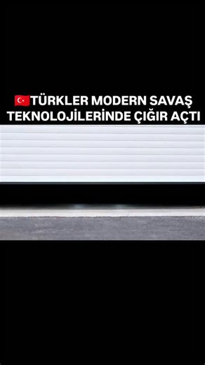 "Türkler, modern savaş teknolojilerinde çığır açtı" ABD’nin prestijli savunma sitesi Defence Blog: Türk Silahlı Kuvvetleri, NATO’nun bu yılki en büyük tatbikatı STEADFAST DART 26’da ASLAN insansız kara aracını konuşlandırdı ve adeta gövde gösterisi sergiledi. Türkler, modern savaş teknolojilerinde çığır açtı. Platform, elektro-optik sensörler, termal görüntüleme sistemleri ve uzaktan kumandalı stabilize silah istasyonlarıyla eşsiz bir mimariye sahip. Tüm bunlar Türk Silahlı Kuvvetleri’nin teknol