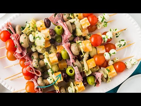 🍅🧀 No cooking is required for these Easy Antipasto Skewers!
