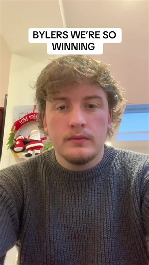 BYLERS W IN THE CHAT #byler #strangerthings #willbyers #mikewheeler #strangerthings5