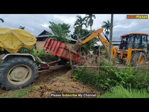 JCB Backhoe Loading Mud in Tractor | Powerful JCB Working Video