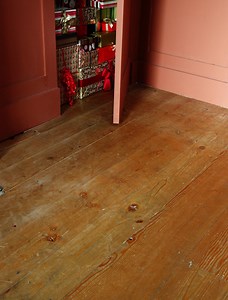 Parent Urged To Lock Up Christmas Presents After Previous Disaster