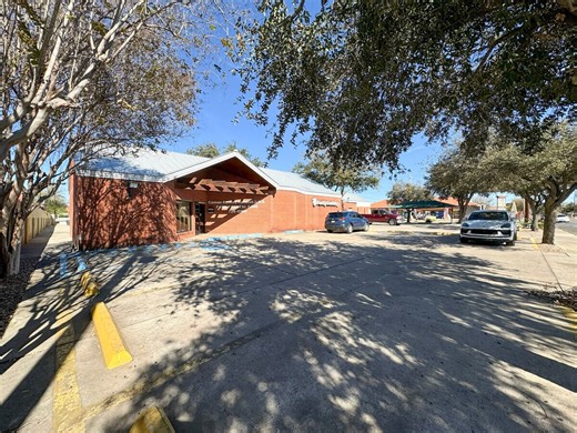 1520 Corpus Christi St, Laredo, TX 78040 - Family Dental Care Clinic | LoopNet