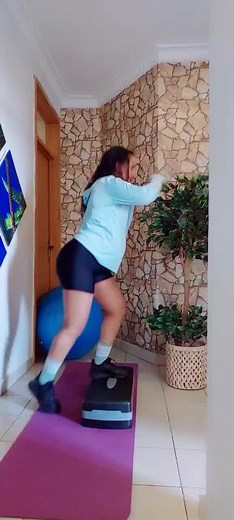 Step Aerobics Routine for Fitness Enthusiasts